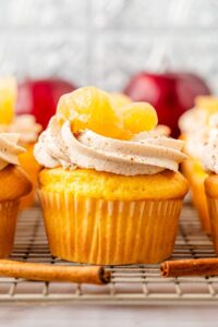 apple cupcakes