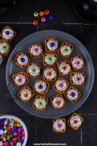 eyeball pretzel bites recipe